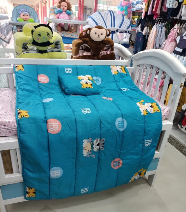 Baby cot duvet